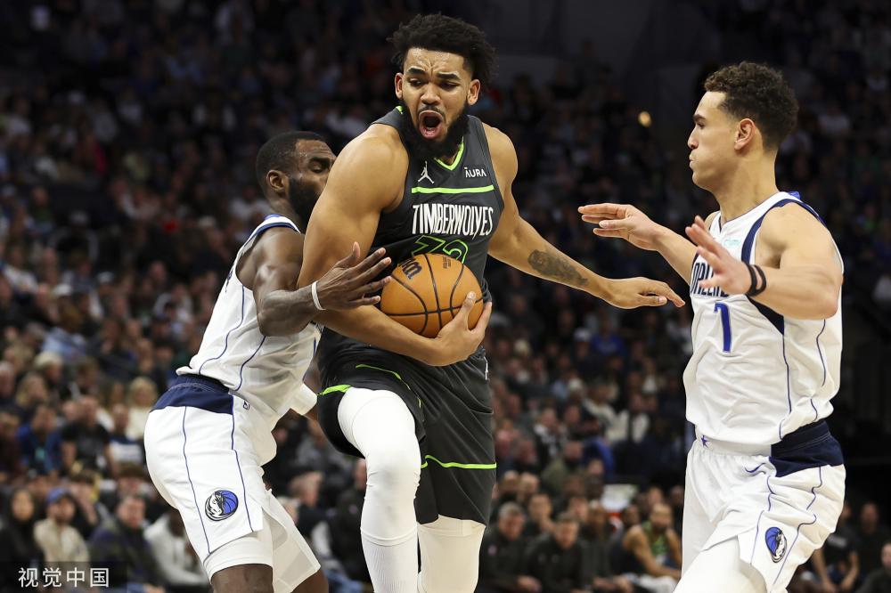 她陷入了人 她陷入了人