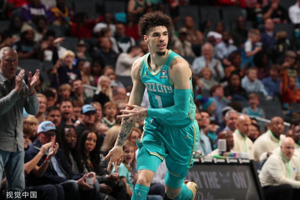 北青：U17国少当地时间27日抵达沙特，球队内部备战气氛轻松.