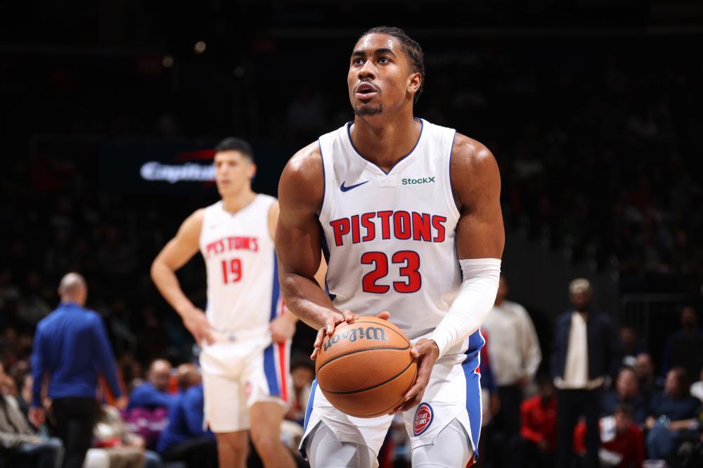 路易斯-迪亚斯世预赛对阵巴西打进3球，继弗兰之后第二人.