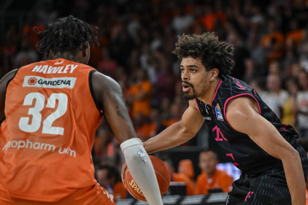 替补成奇兵 替补成奇兵