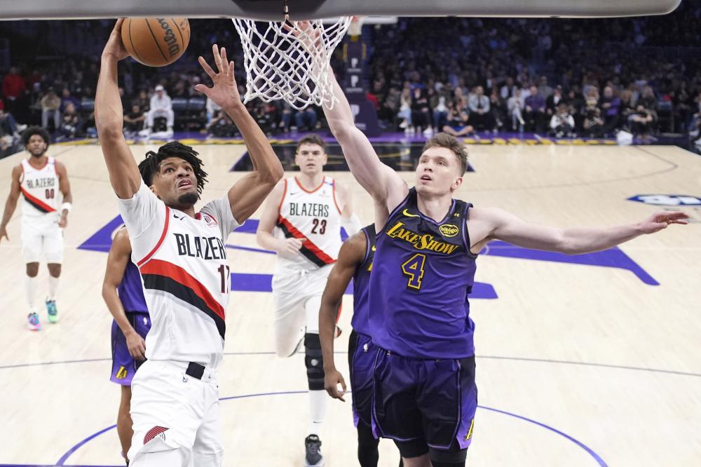 德甲-兹沃纳雷克处子球 拜仁2-0狼堡止2连败.